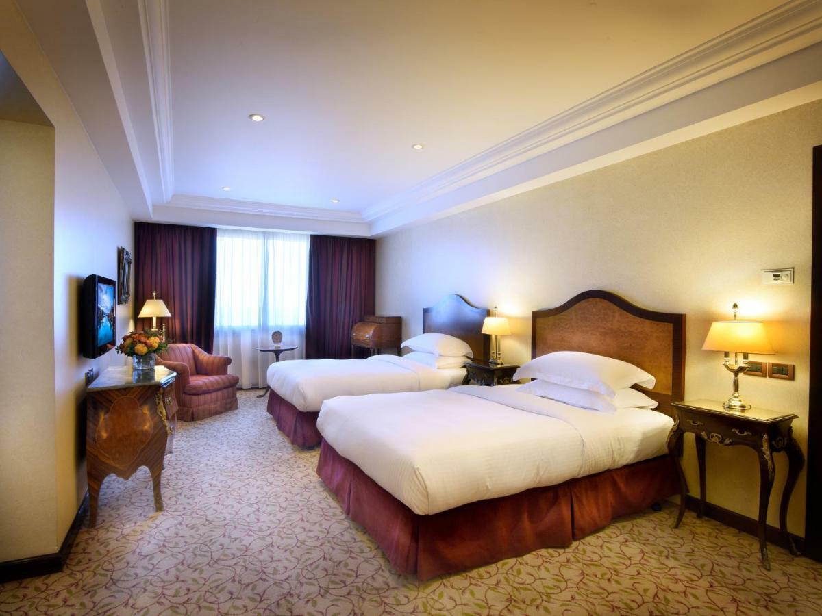 Hotel Gefinor Rotana – 5*